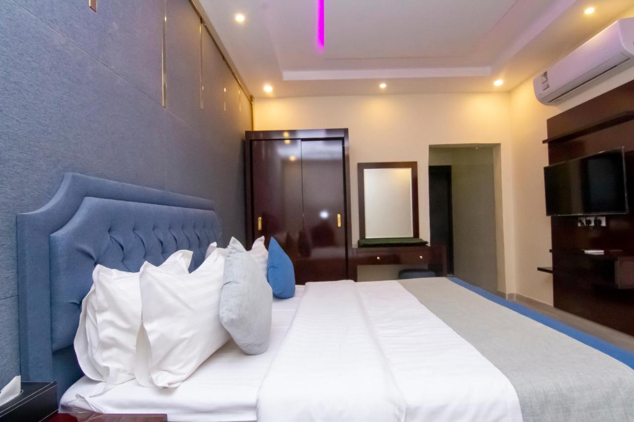 ال متعب سويتس الفلاح 1 Apart otel Riyad Dış mekan fotoğraf