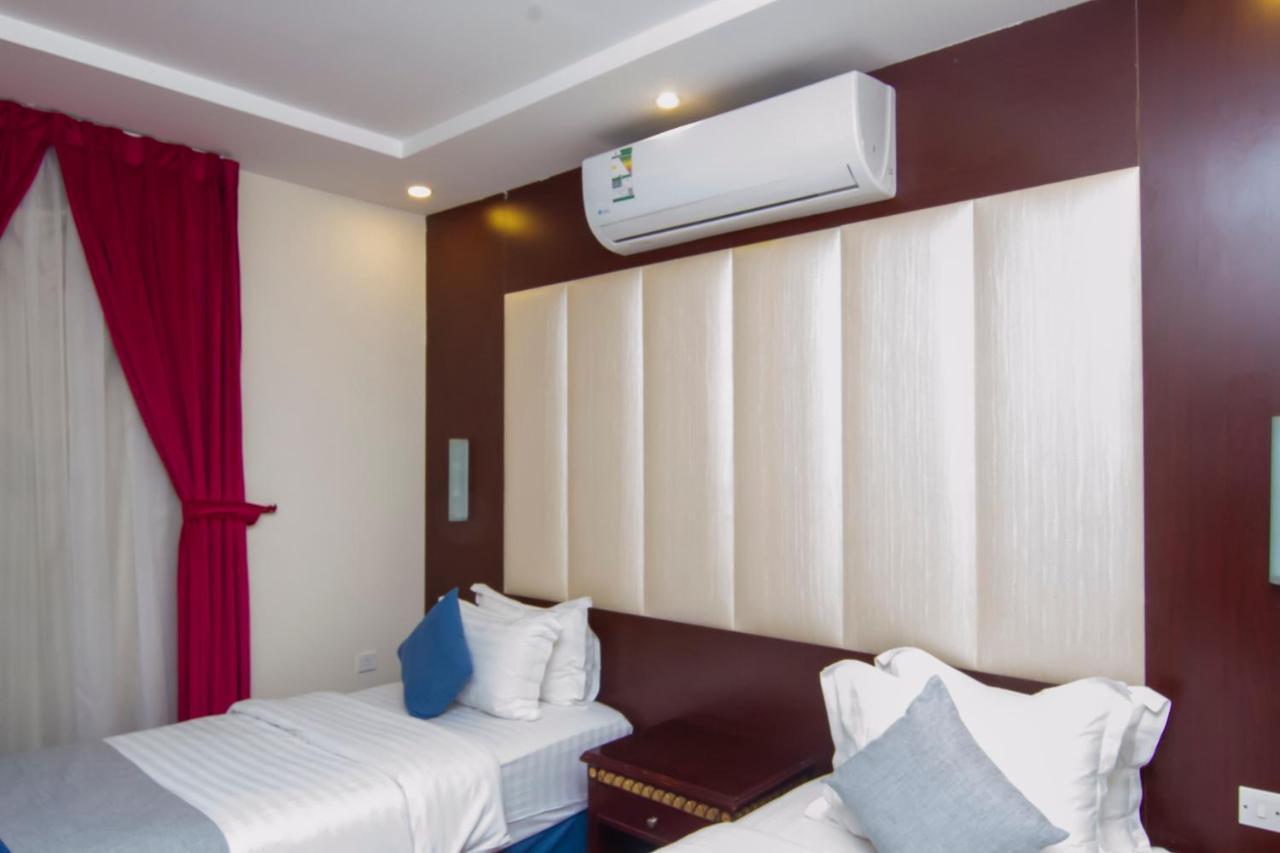 ال متعب سويتس الفلاح 1 Apart otel Riyad Dış mekan fotoğraf